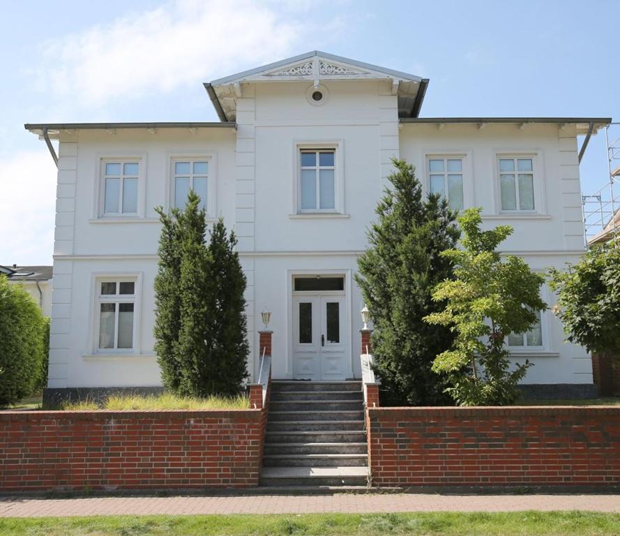 Strandnahe Fewo Mit Terrasse, Villa Vergissmeinnicht 01, بينز المظهر الخارجي الصورة